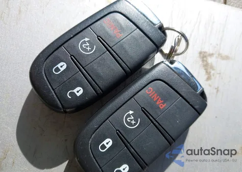 2018 Jeep Compass Limited 4X4 z USA, uszkodzony, nr VIN 3C4NJDCB5JT362398